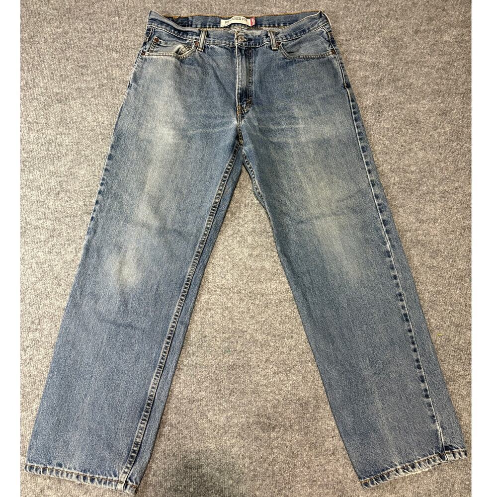 Levi's 550 Relaxed Fit Jeans Men's Sz  34×30 - Regular Wash w/ light distressing